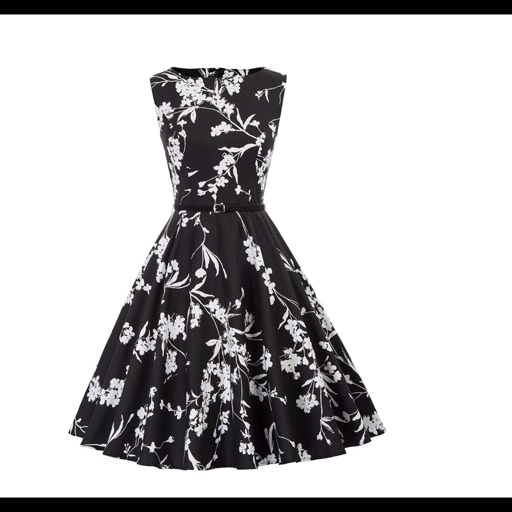 Sleeveless floral vintage style tea dress NWT